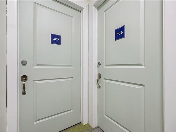 3rd image of 1616 16th St NW APT 306