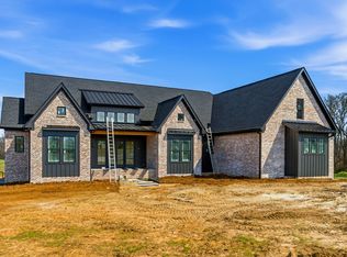 293 Aplin Branch Rd, Cottontown, TN 37048