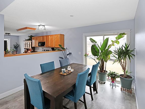 5th image of 505 7th Ave SW