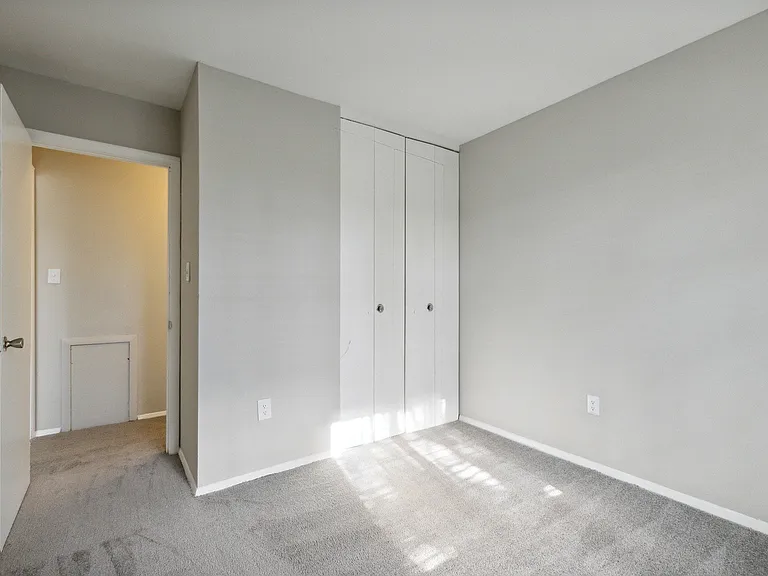 Briarwood Apartments — Photo 11