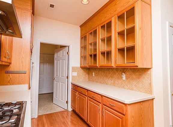 4th image of 10208 Urbanna Ct