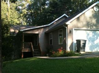 112 Sunset Oaks Dr, Cornelia, GA 30531