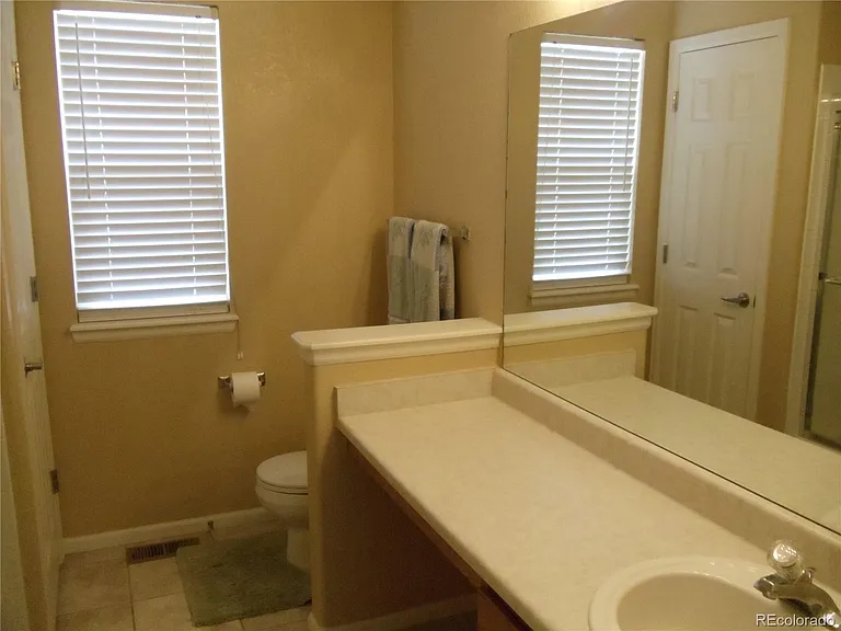 155 Hampstead Ave — Photo 12