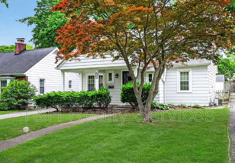 5946 Haverford Ave — Photo 3