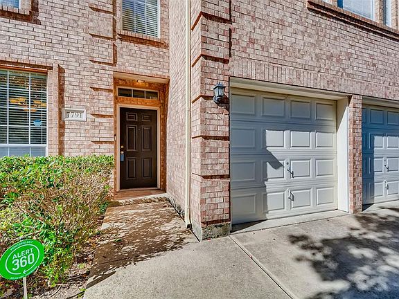 3rd image of 7791 Park Downs Dr