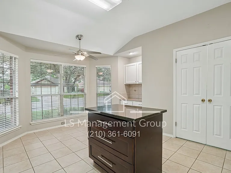 14343 Markham Gln — Photo 15