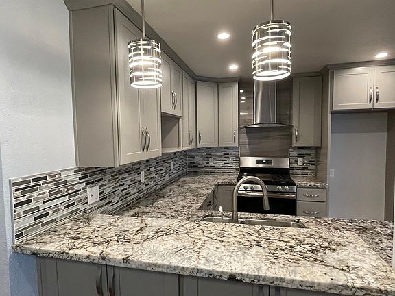 Raised bar countertop