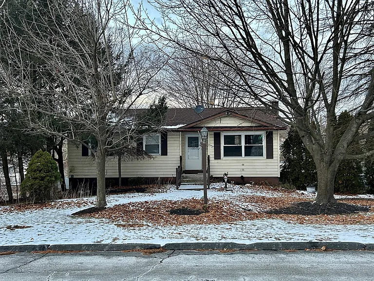 68 Circle Dr — Photo 15
