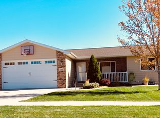 1403 11th Ave, Kearney, NE 68845