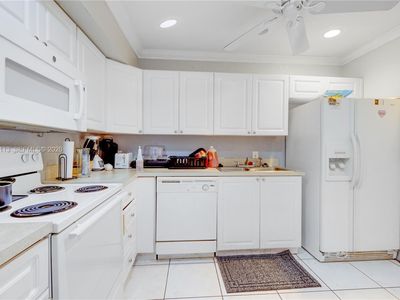 4848 NW 24th Ct APT 215, Lauderdale Lakes, FL, 33313