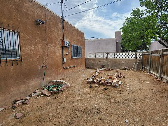 2nd image of 505 Princeton Dr SE APT B