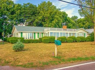 1711 Cedar Point Rd, Sandusky, OH 44870