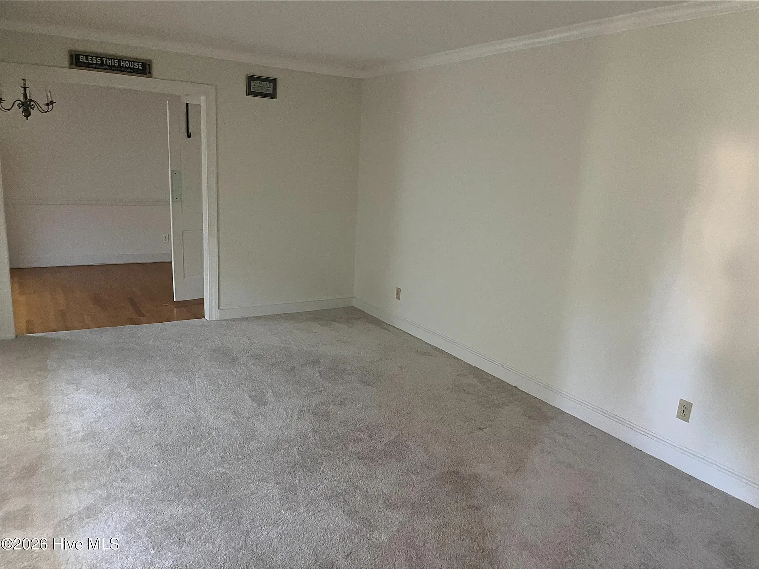 Studio, 2.0 bath, $1,800 — Photo 2