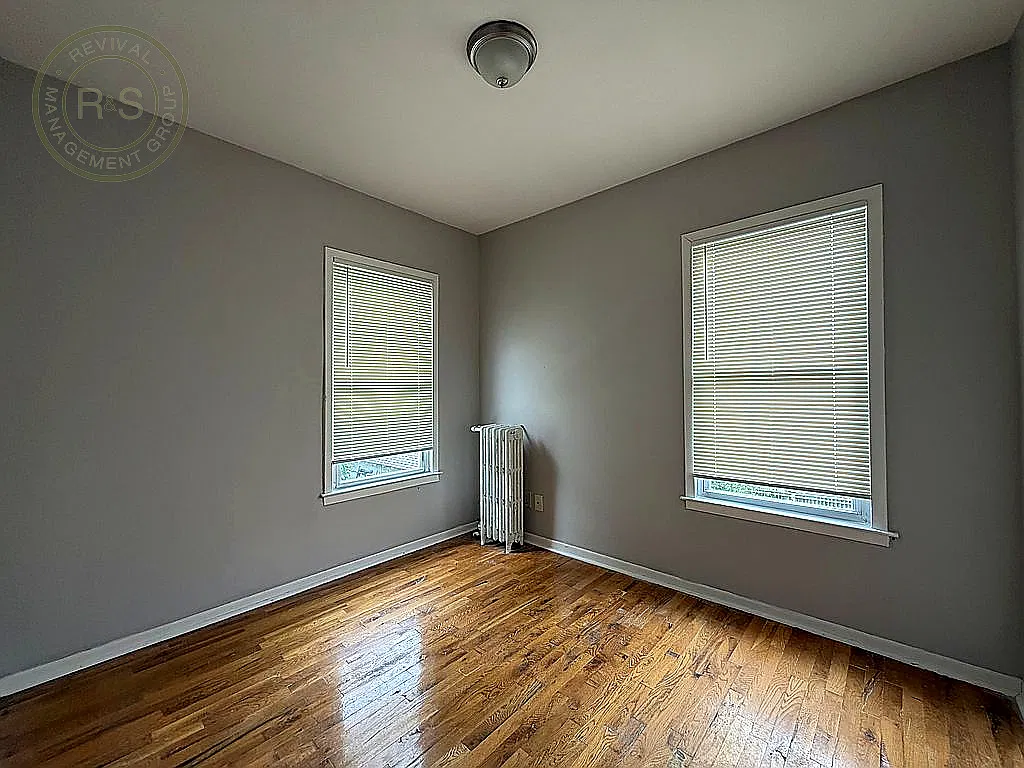 2 bed, 800 sqft, $1,300 — Photo 4