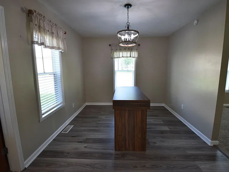 226 Walnut St — Photo 5