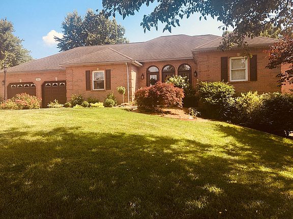 2nd image of 1041 S Snowball Ln