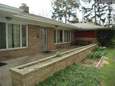 2nd image of 251 E 320th St