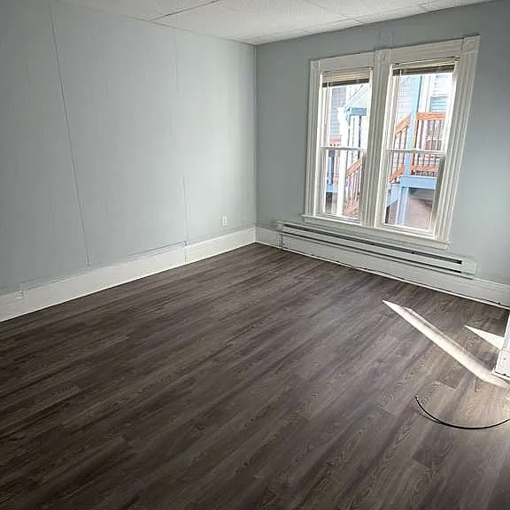 573 Howe Ave #1 — Photo 1