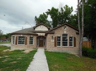 7505 Red Robin Ln, Houston, TX 77075