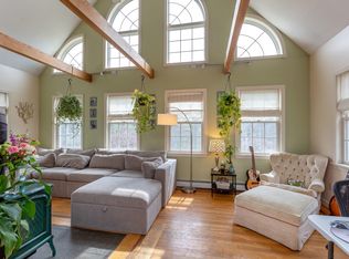 20 Lower Mast Landing Rd, Freeport, ME 04032