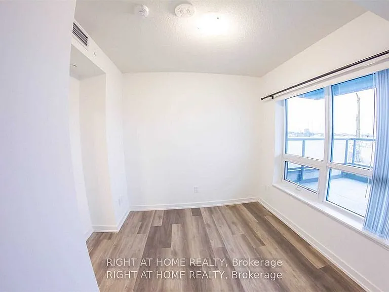 1480 Bayly St #413 — Photo 12