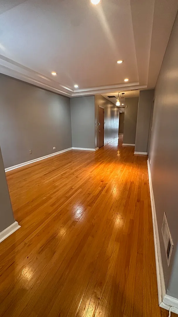 2 bed, 1200 sqft, $1,600 — Photo 2