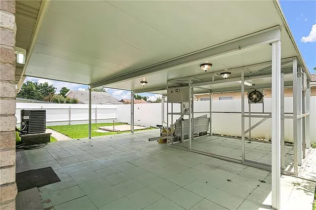 516 Poplar St — Photo 22