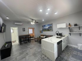 824 NE 4th St, Fort Lauderdale, FL