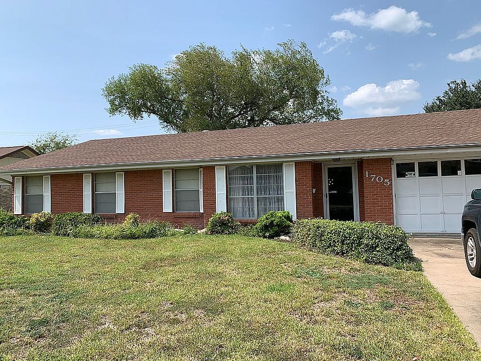 1705 College Dr