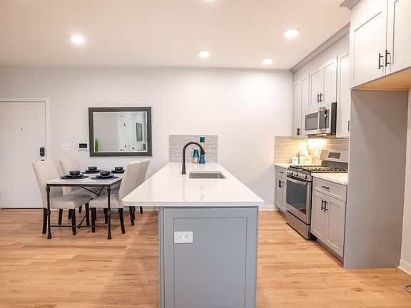 5th image of 660 Bloomfield Ave APT 302