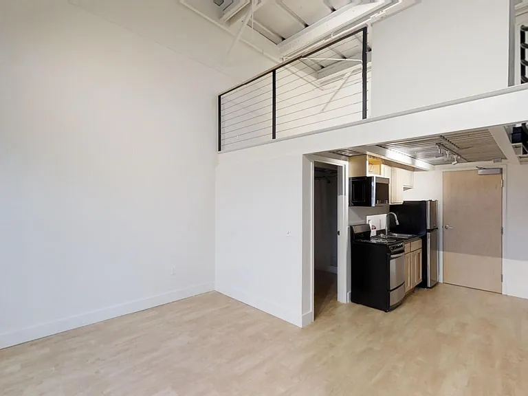 241 S Main St #202 — Photo 2
