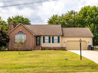 433 Wilaway Rd, Maryville, TN 37801