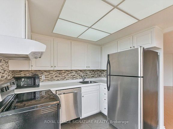 3rd image of 1210 Don Mills Rd W #625