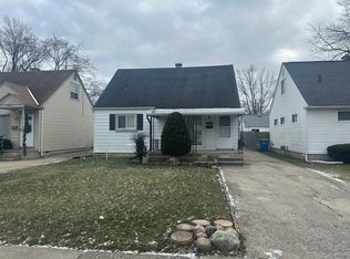 14890 Chesterfield Ave, Warren, MI 48089