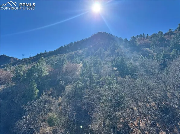 Hill St, Manitou Springs, CO 80829