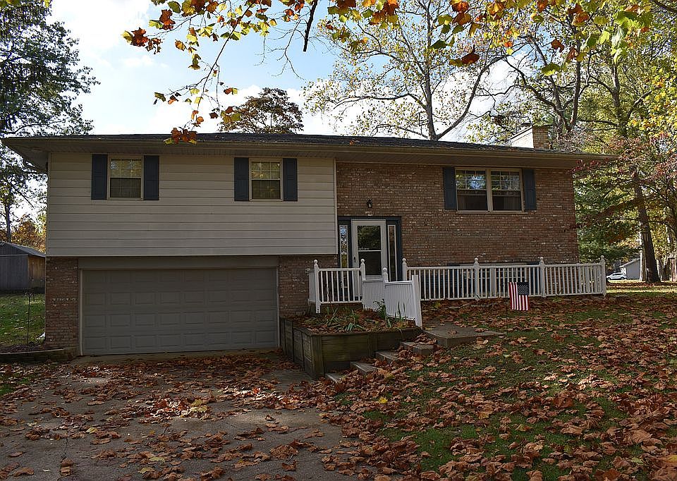 1st image of 25693 Brightleaf Dr