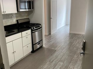 521 W 48th St #6E, New York, NY 10036
