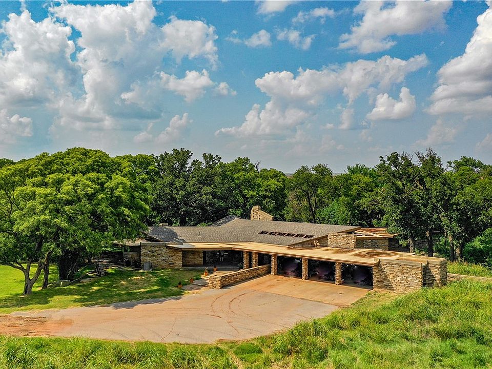 11352 N 2210th Rd, Foss, OK 73647 Zillow
