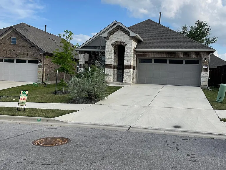 2432 Bear Cub Bnd — Photo 31