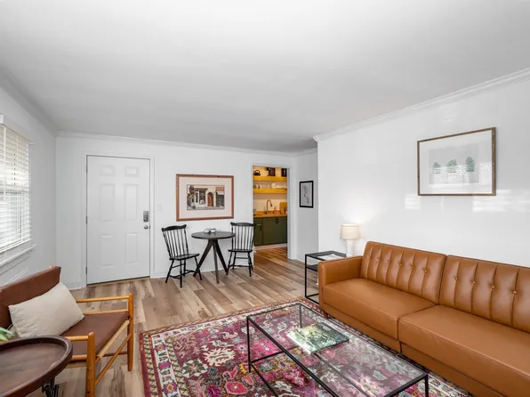 705 Daniels St APT D, Raleigh, NC 27605