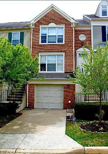 1st image of 45622 Whitcomb Sq