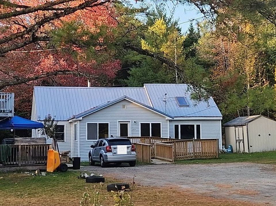 2nd image of 628 County Rd