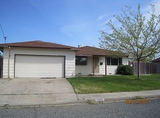 1909 Georgina Dr, Olivehurst, CA 95961