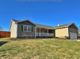 138 Scarlet Dr, Poca, WV 25159