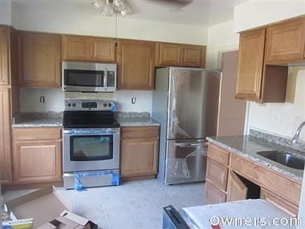 5th image of 9115 Vosger Ct
