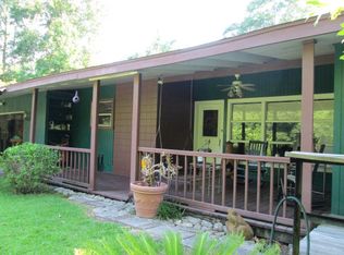 717 Magnolia Ln, Picayune, MS 39466