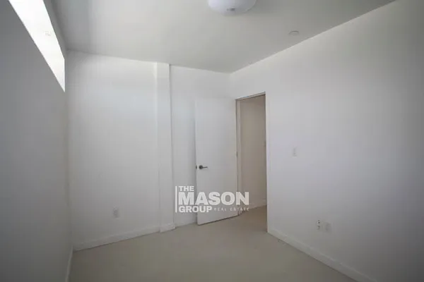 Rented by Mason Group LLC | media 27