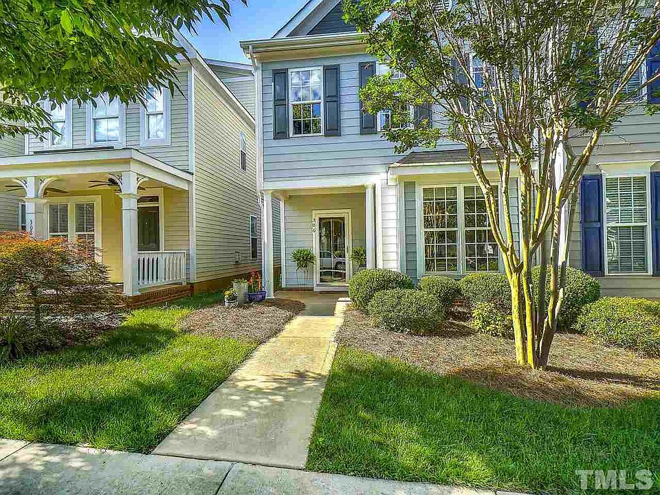 1st image of 306 Danbury Ct