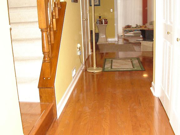 4th image of 1402 Doolittle Dr