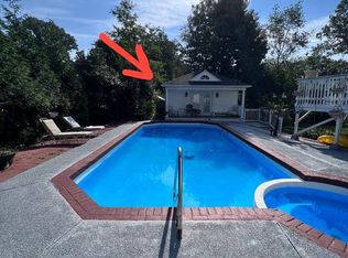 10306 Galpin Ct, Great Falls, VA 22066